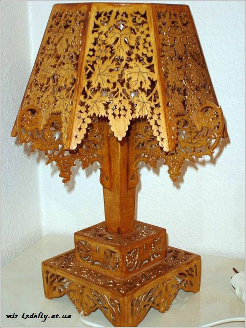 Лампа с виноградом из фаненры