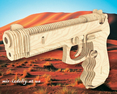Пистолет Беретта из фанеры