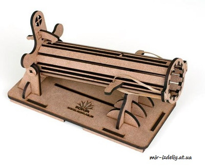 Устройство для метания Пинг-Понг мячиков из фанеры