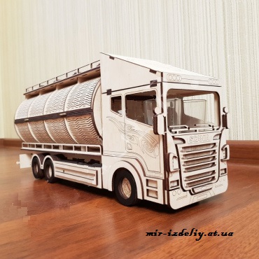 Scania_R580 из фанеры