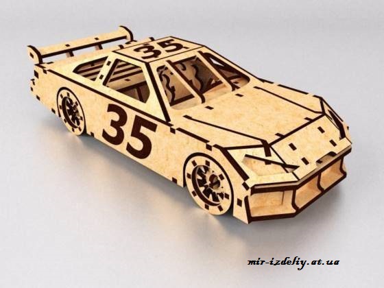 Автомобиль Nascar из фанеры