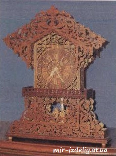 Часы старые из фанеры