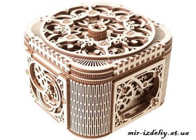 Шкатулка с секретом Ugears из фанеры