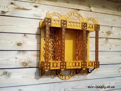 Богатая настенная полка с часами из фанеры