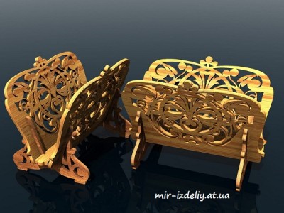 Настольная подставка Ягодка из фанеры