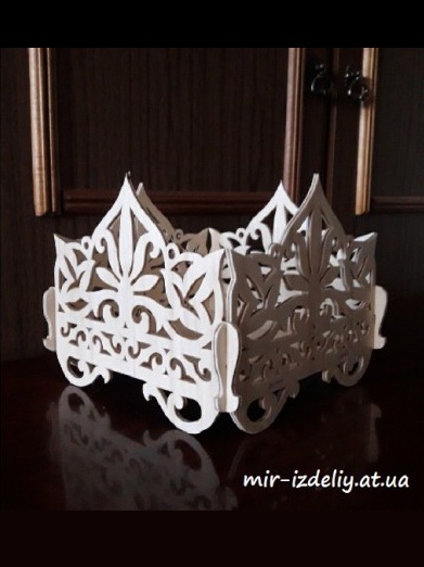 Корзинка квадратная лиственная из фанеры