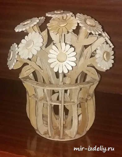 чертеж вазы с цветами для выпиливания лобзиком
