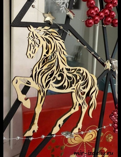 чертеж лошади для выпиливания лобзиком