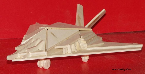 Самолет F22 из фанеры