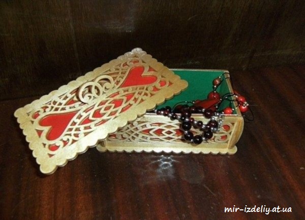 №791 - Шкатулка с орнаментом сердца из фанеры